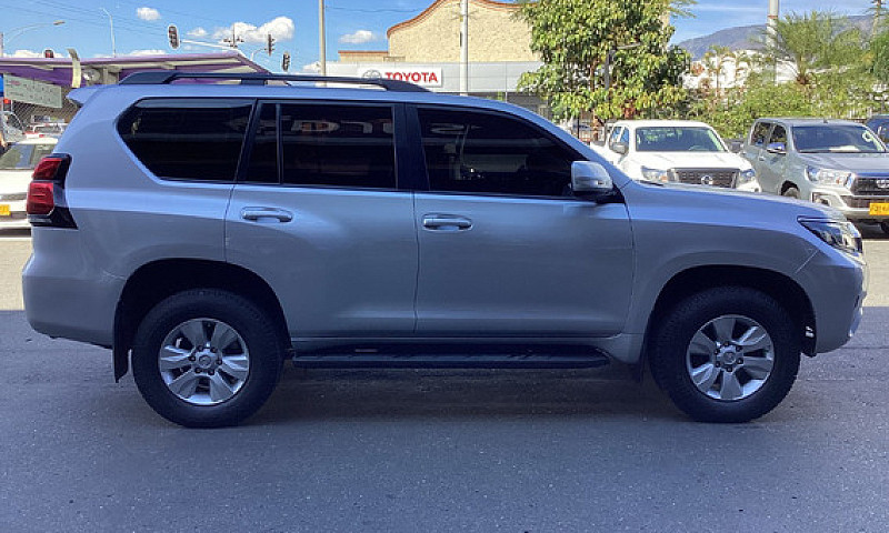 Toyota Prado...