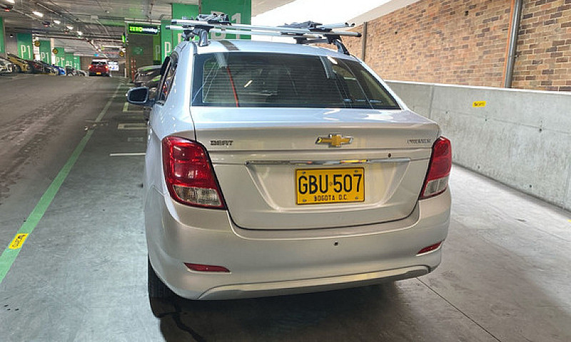 Chevrolet Beat Premi...