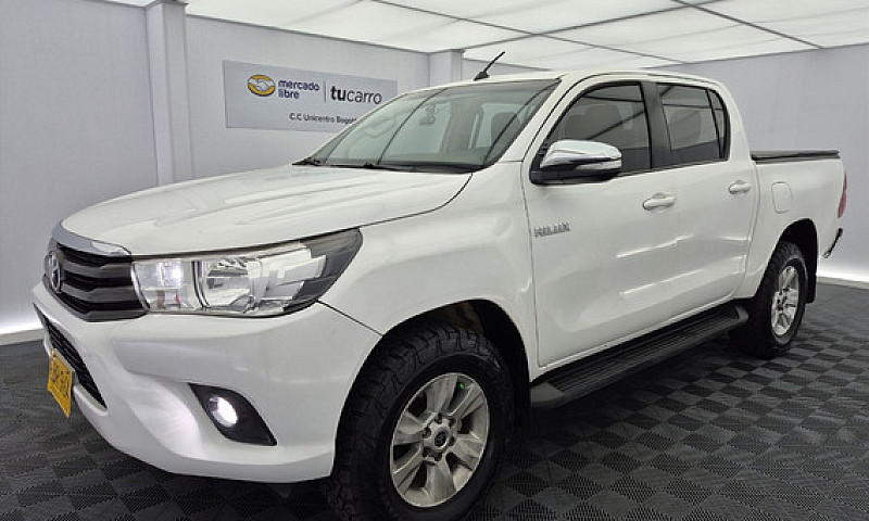 Toyota Hilux 2.4 4X4...