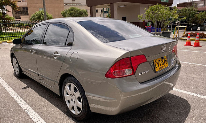 Honda Civic 1.8 Lx...