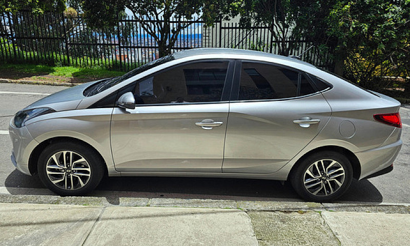Hyundai Accent 1.6 A...
