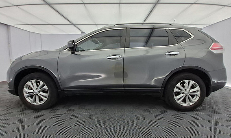Nissan X-Trail 2.5 E...