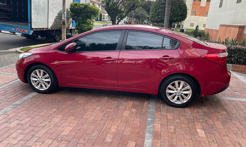 Kia Cerato Pro 1.6 M...