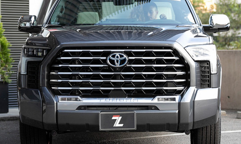 Toyota Tundra I Forc...