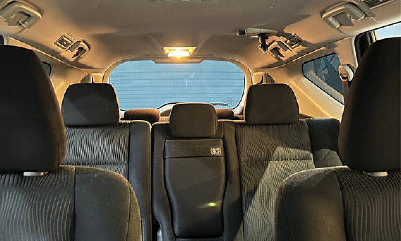Mitsubishi Montero S...