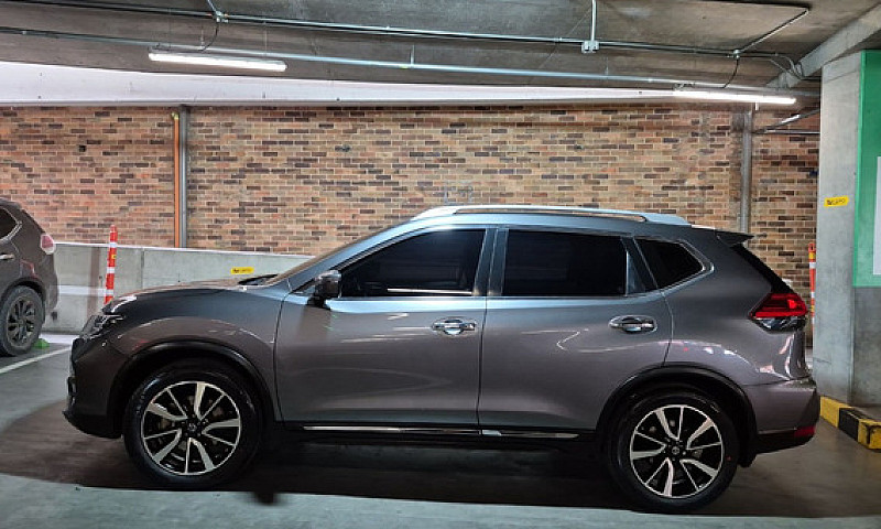 Nissan X-Trail 2.5  ...