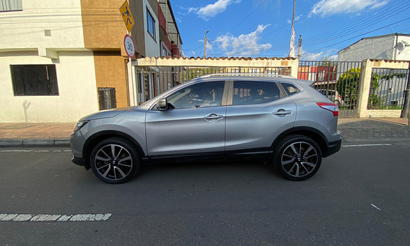Nissan Qashqai 2.0 E...