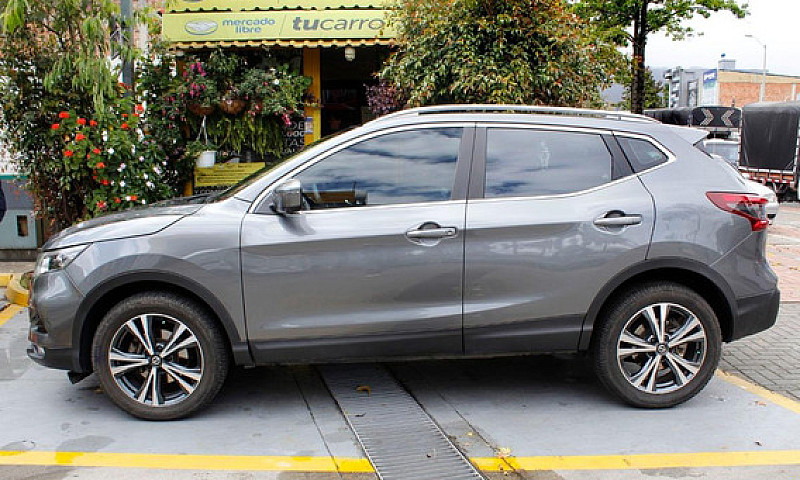 Nissan Qashqai 2.0 E...
