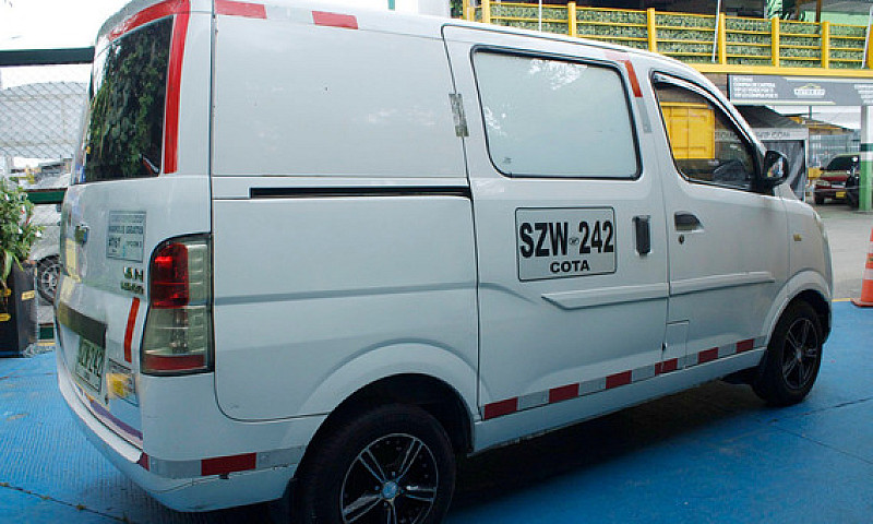 Chevrolet Van N200 1...