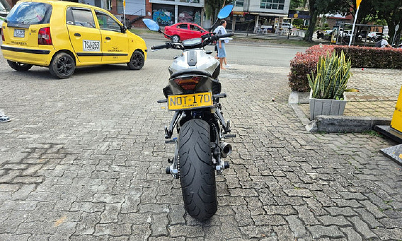  Yamaha Mt 07 2015...