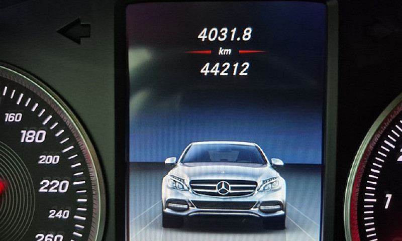 Mercedes-Benz Clase ...