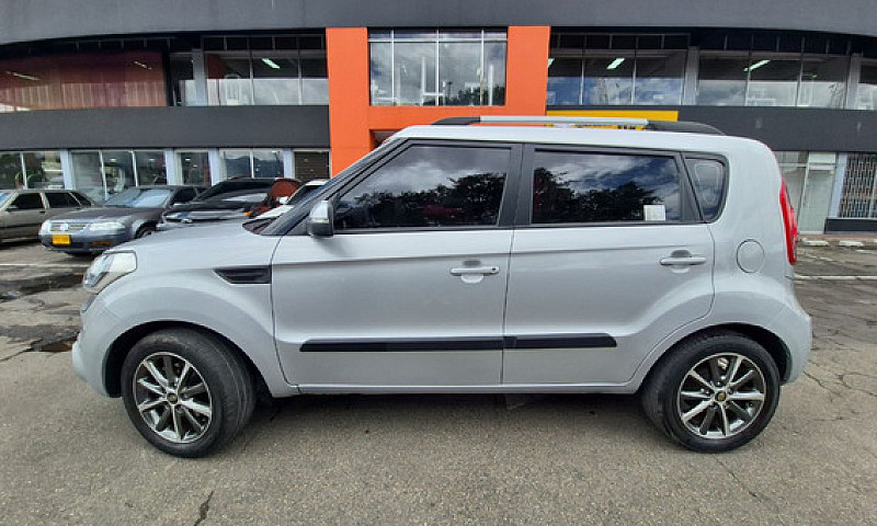 Kia Soul 1.6...