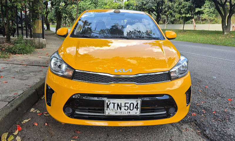 Kia Sephia 1.4 Mt 20...