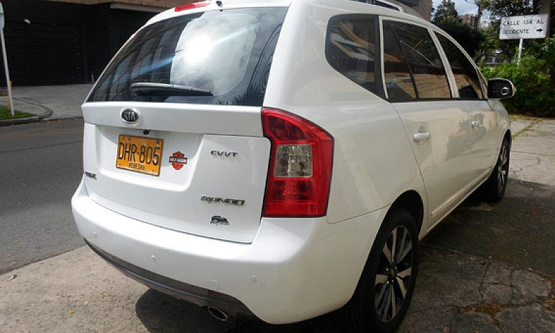 Kia Carens 2.0 Rondo...