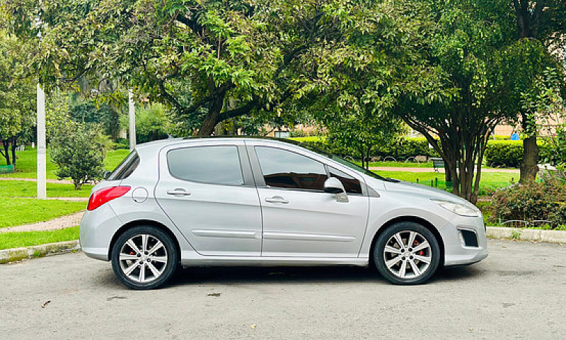 Peugeot 308 1.6L...