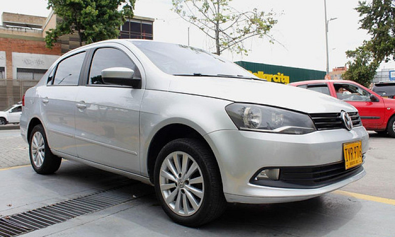 Volkswagen Voyage 1....