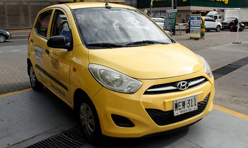 Hyundai I10 Gl 2015...