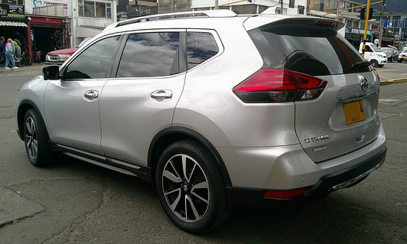 Nissan X-Trail 2.5 E...