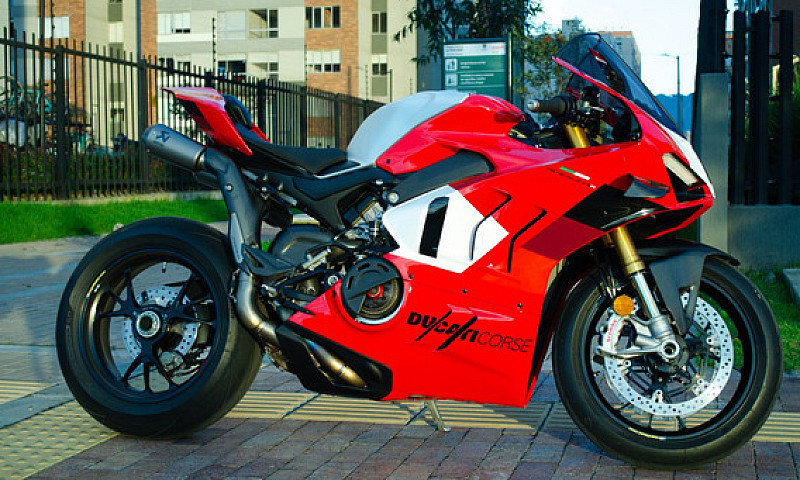 Ducati Panigale V4R ...