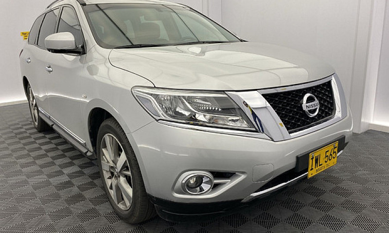 Nissan Pathfinder 3....
