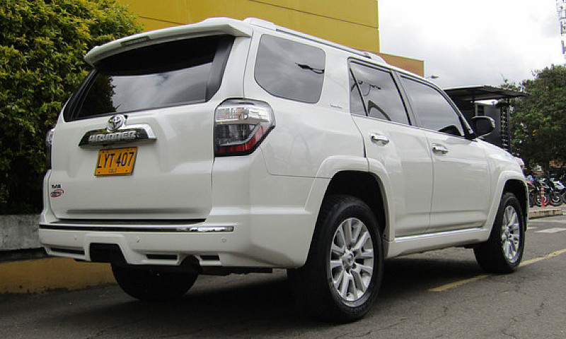 Toyota 4Runner 4.0 L...