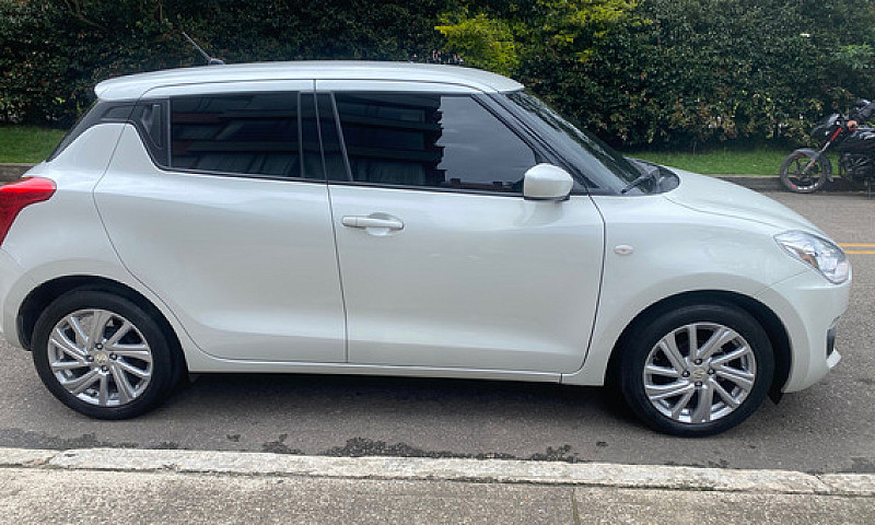 Suzuki Swift 1.2 Gl...