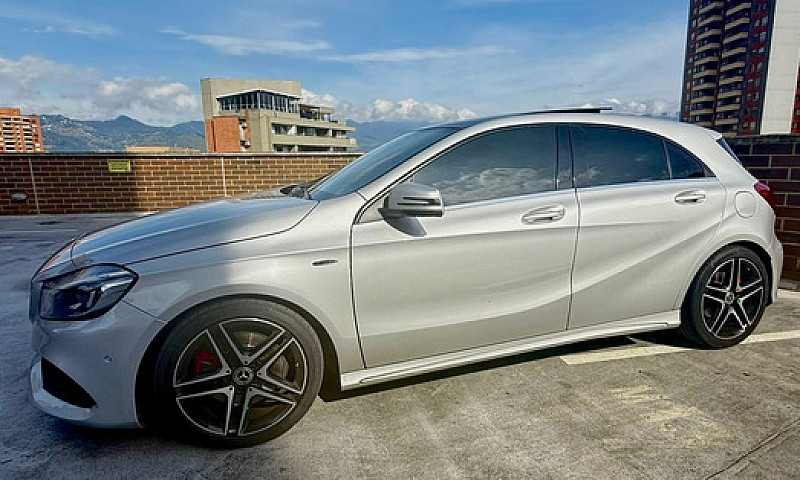 Mercedes-Benz Clase ...