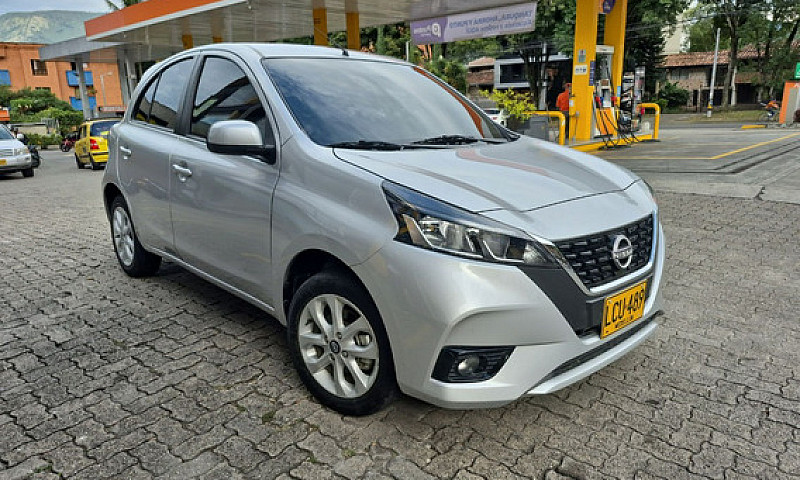 Nissan March 1.6 Adv...