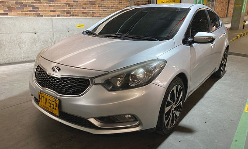 Kia Cerato Pro 1.6 E...