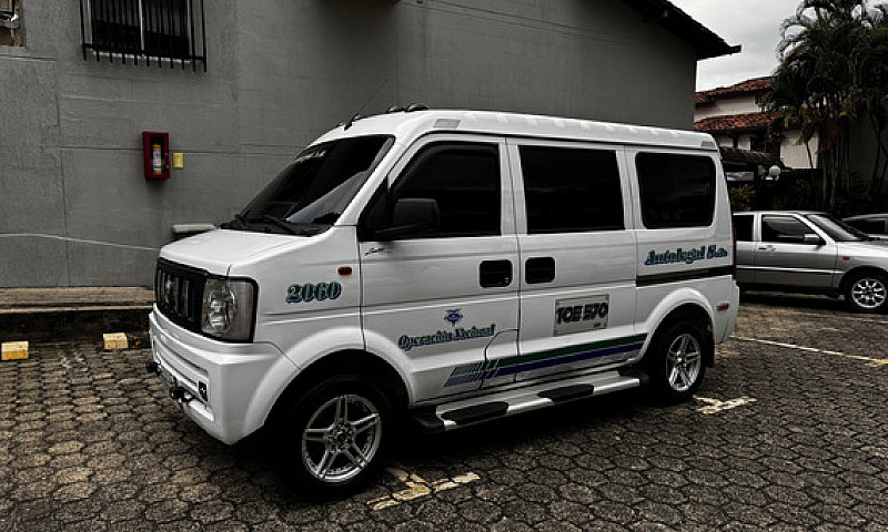 Dfsk Van Para Pasaje...