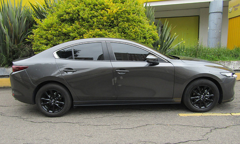 Mazda 3 2.0 Touring ...