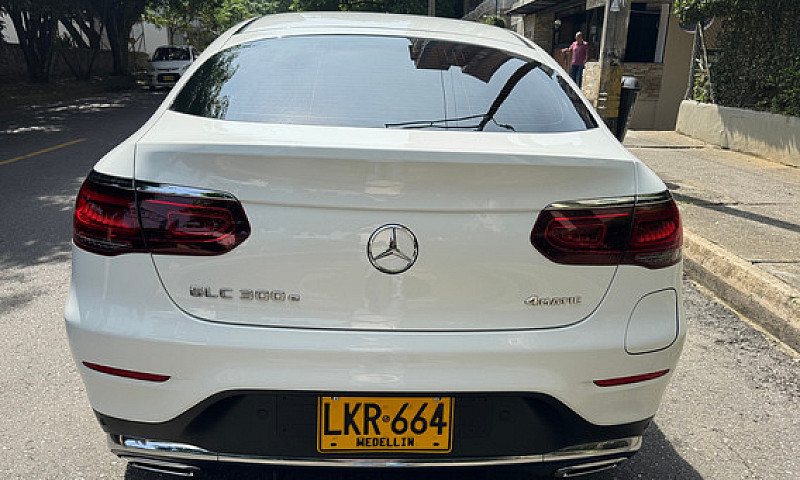 Mercedes-Benz Clase ...