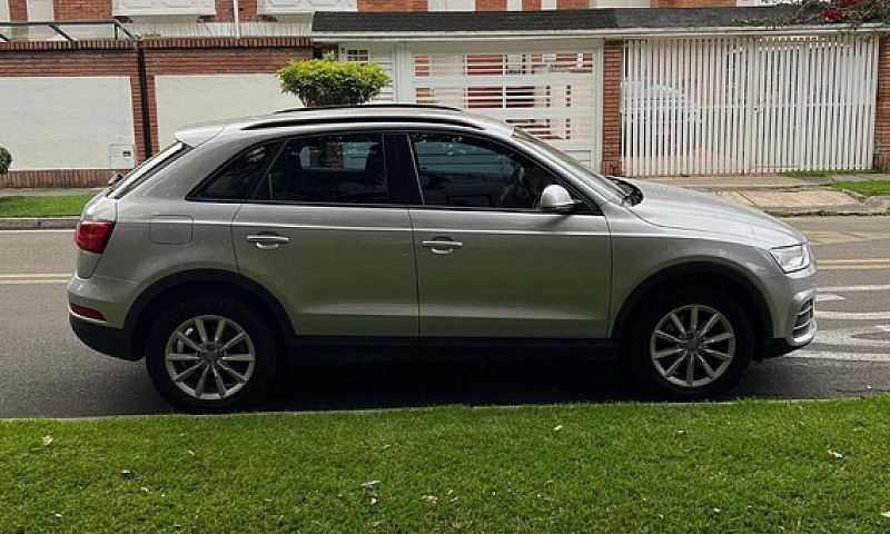 Audi Q3 1.4 Tfsi Att...