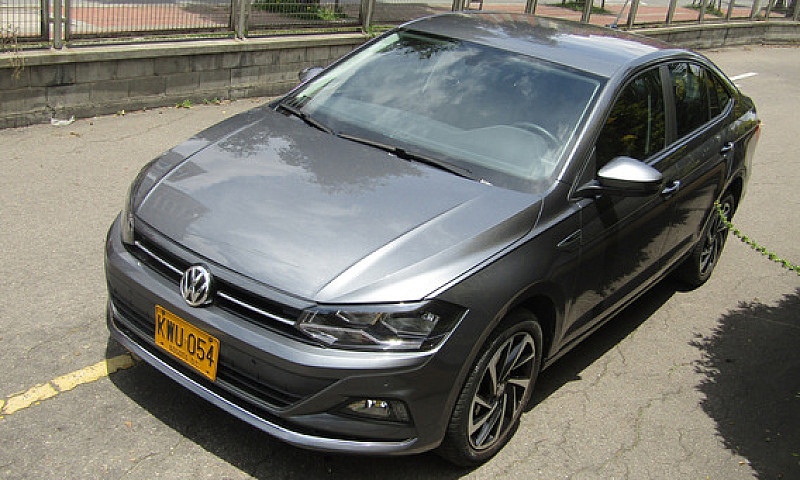 Volkswagen Virtus 1....