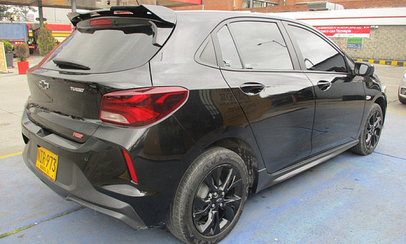 Chevrolet Onix Rs 10...