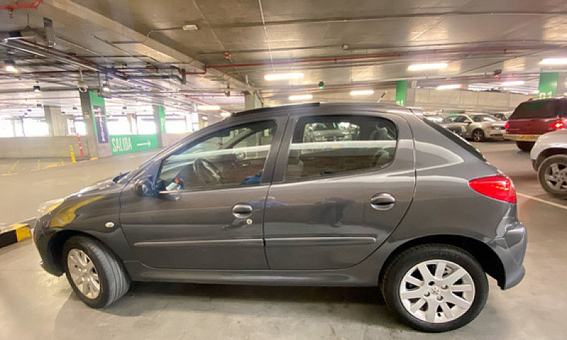 Peugeot 207 1.6 Comp...