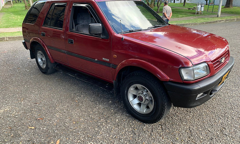 Chevrolet Rodeo 2.6L...