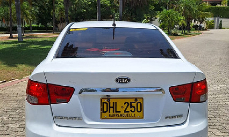 Kia Cerato Forte 1.6...