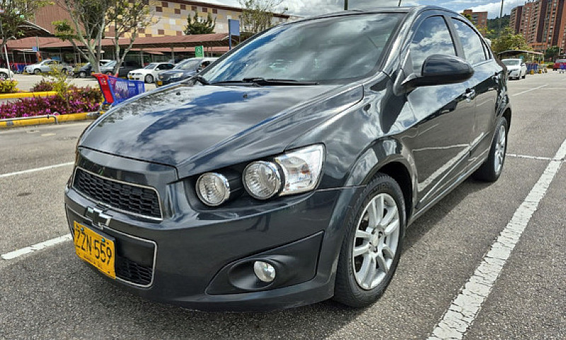 Chevrolet Sonic 1.6 ...