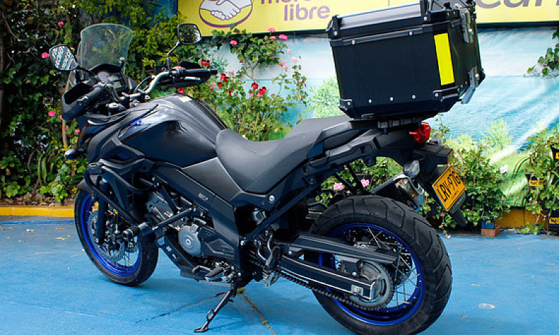 Suzuki V-Strom Dl650...