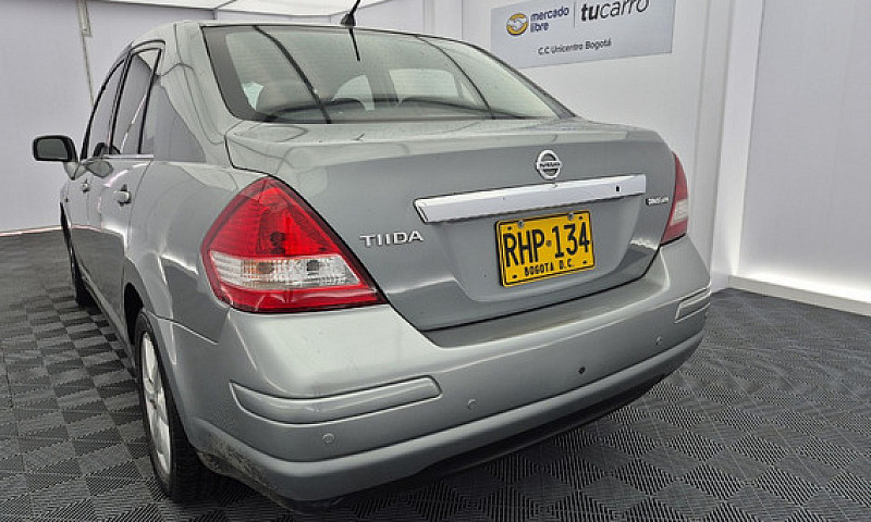Nissan Tiida Sd 1.8 ...