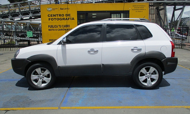 Hyundai Tucson Gl 4X...