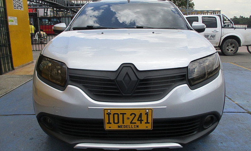 Renault Sandero Step...