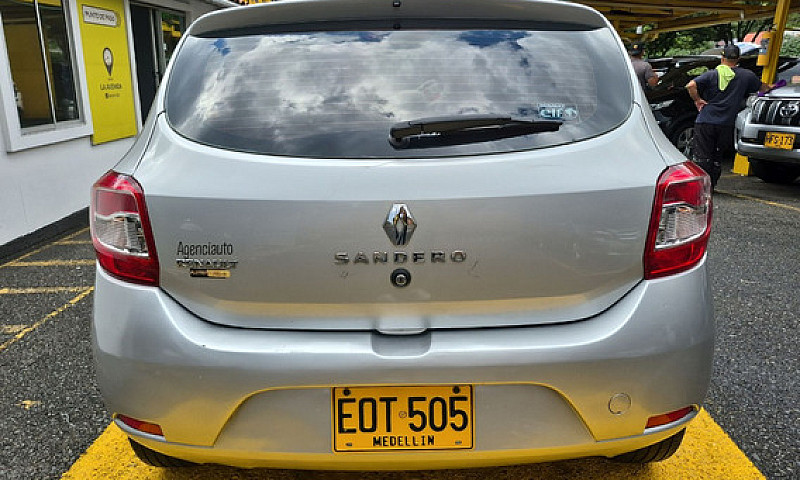 Renault Sandero 1.6 ...
