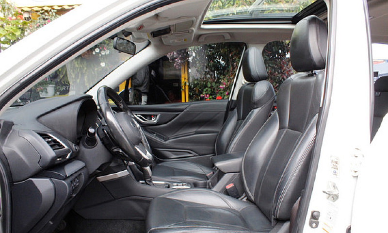 Subaru Forester 2.5 ...