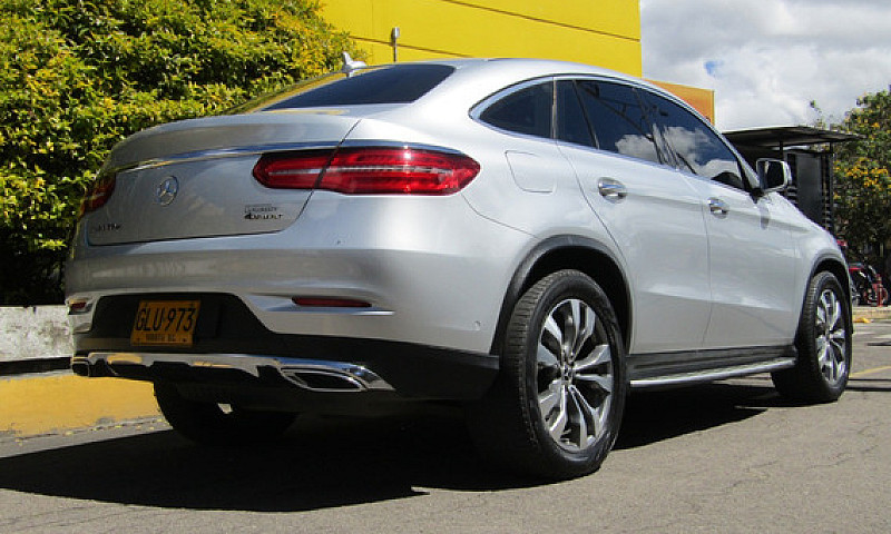 Mercedes-Benz Clase ...