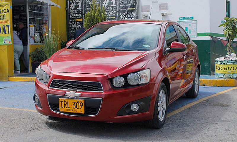 Chevrolet Sonic 1.6 ...
