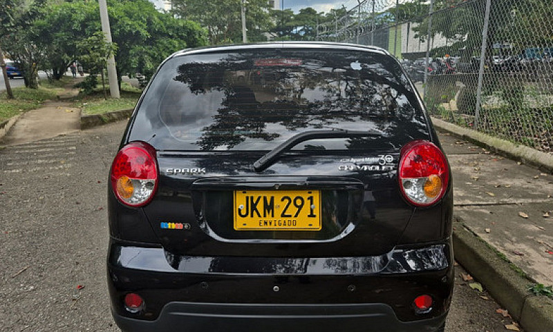 Chevrolet Spark 1.0 ...
