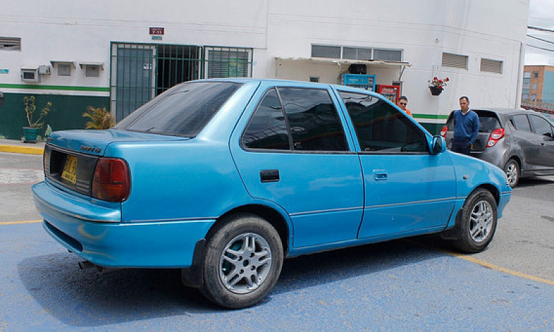 Chevrolet Swift 1.3...