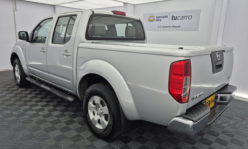 Nissan Navara 2.5 Hi...